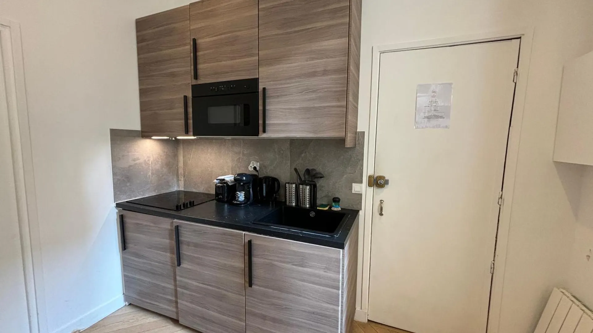 Appartement Contemporain République - Temple Parigi Appartamento